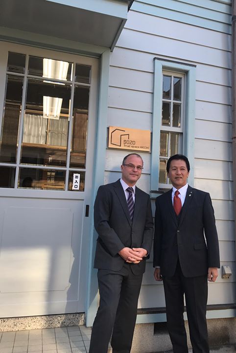恵那市明智町にあるサテライトオフィス体験施設「SOZO」に、在名古屋米国領事館主席領事のスティーブン・G・コバチーチ氏が視察にお越し下さいました。