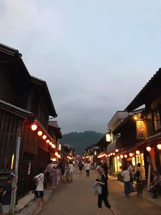 岩村の熱い夜